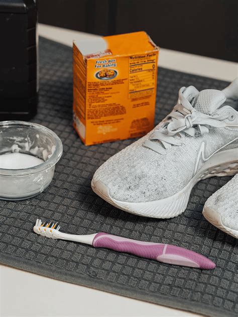 how to wash Nike shoes